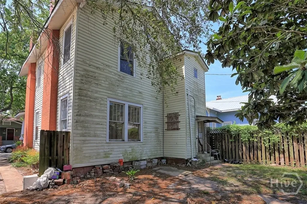 630 E 40th Street Savannah GA 31401