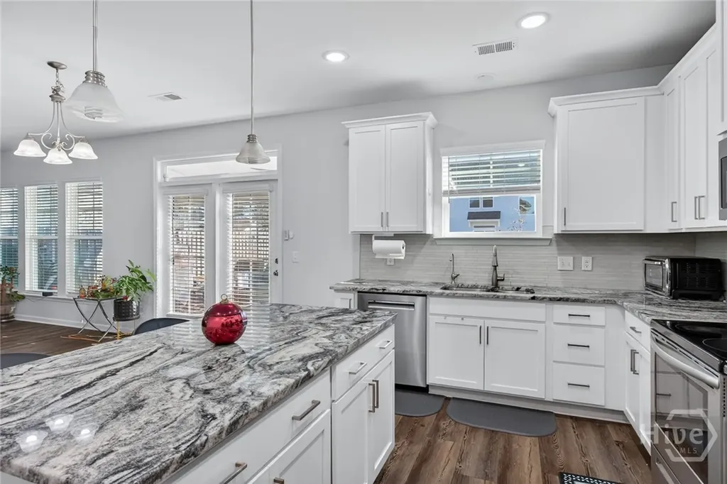 29 Allston Lane Savannah GA 31407