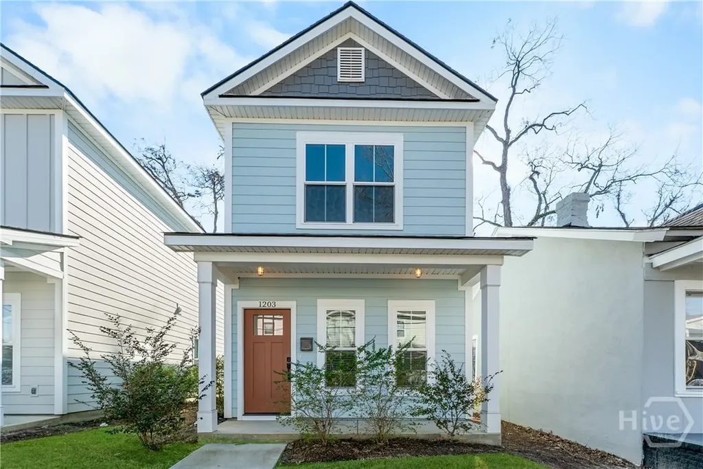 1203 E Bolton Street Savannah GA 31401