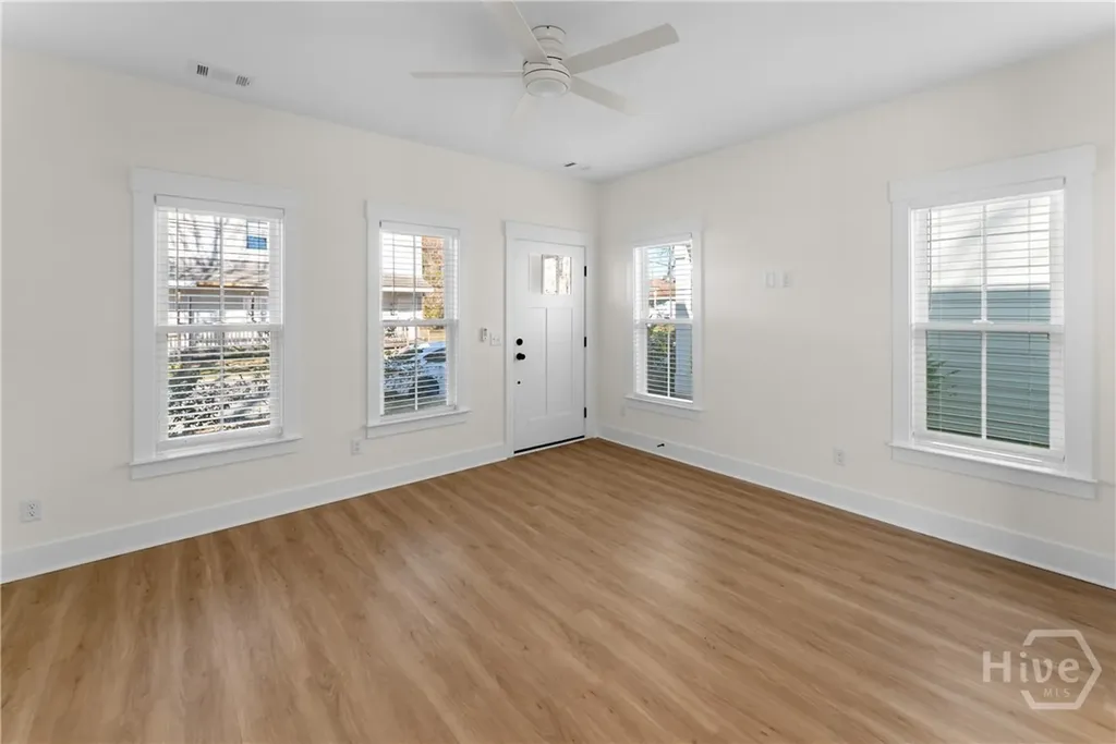 1203 E Bolton Street Savannah GA 31401