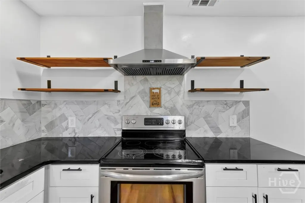 1605 Grove Street Savannah GA 31401