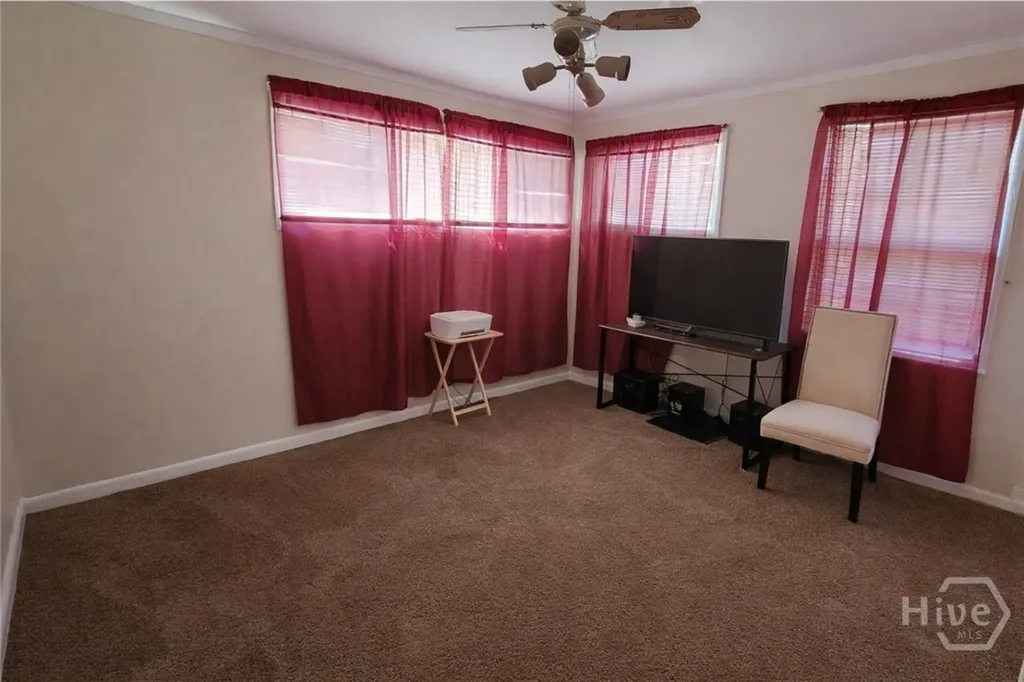 2348 Toussaint Avenue Savannah GA 31404