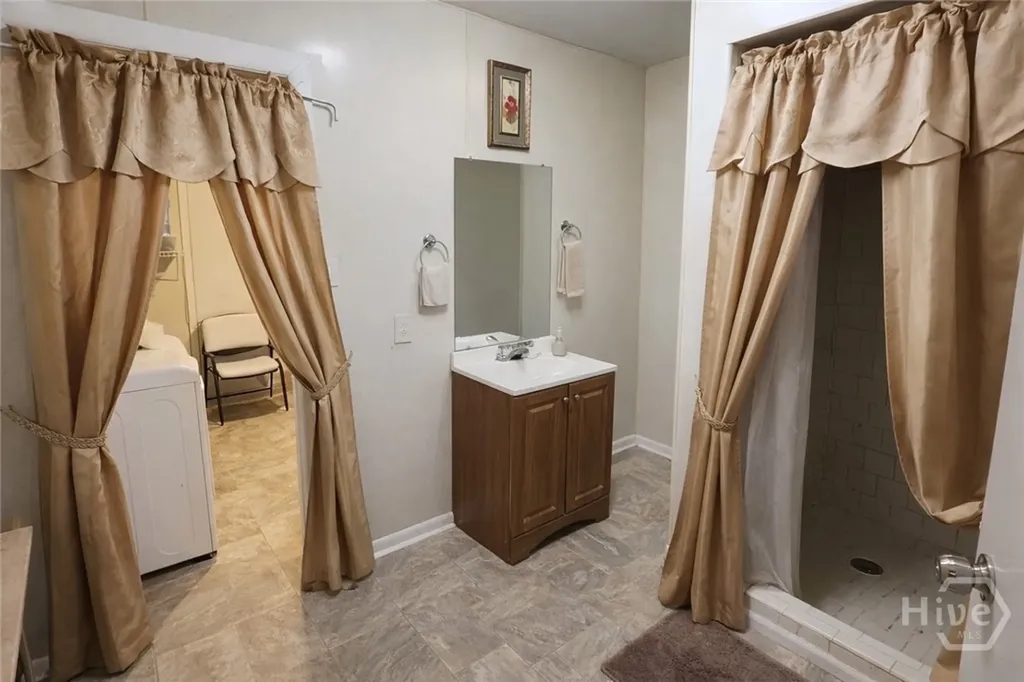 2348 Toussaint Avenue Savannah GA 31404