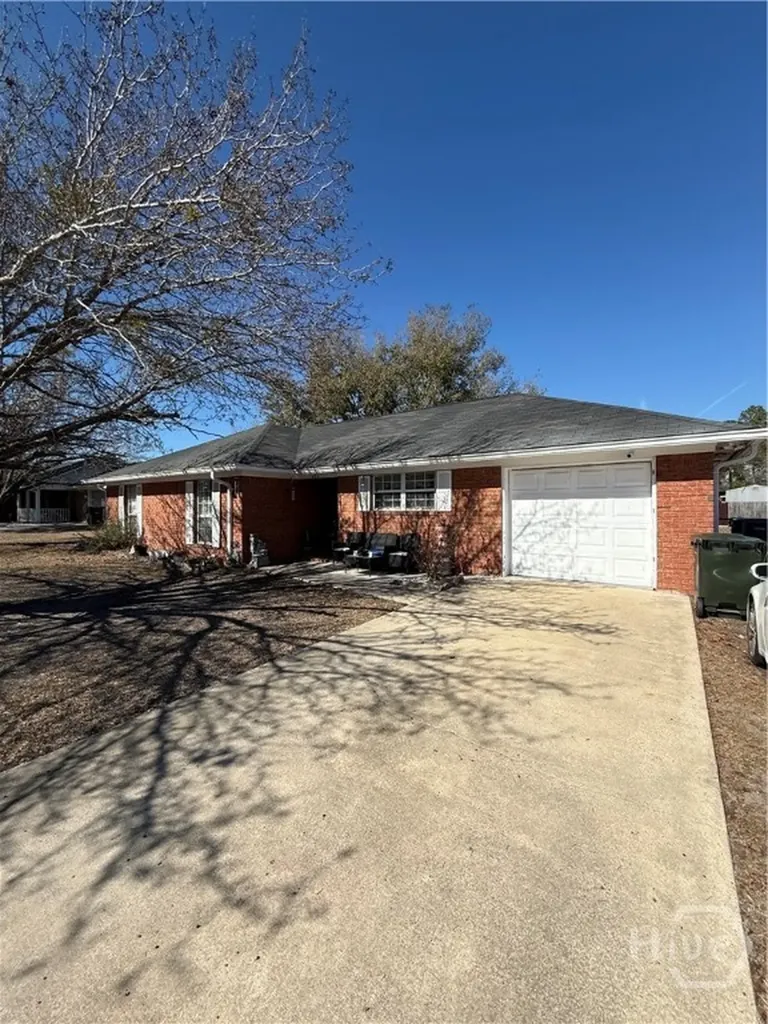 479 Mccumber Drive Allenhurst GA 31301