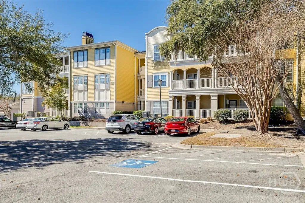1513 Whitemarsh Way Savannah GA 31410