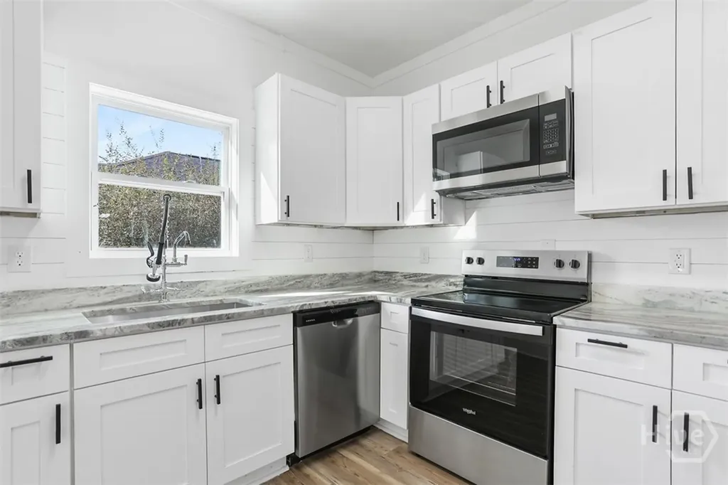 1114 E 59th Street Savannah GA 31404