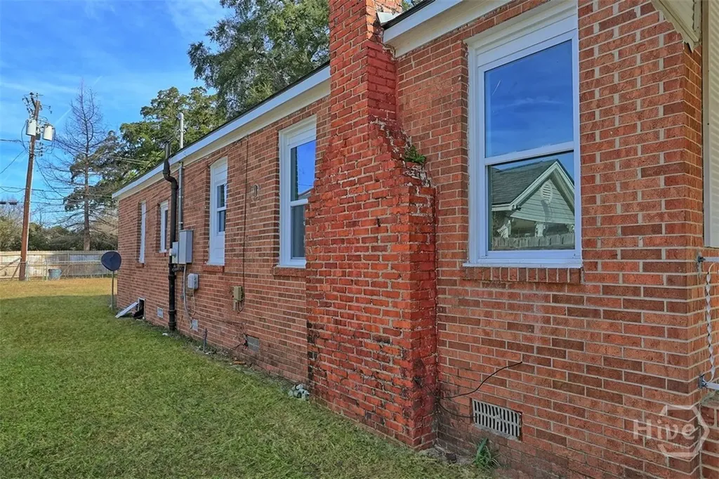1114 E 59th Street Savannah GA 31404