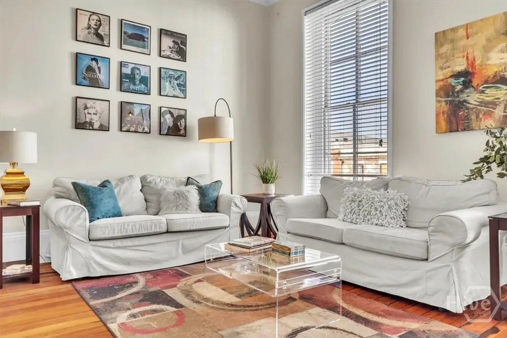 105 Whitaker Street Savannah GA 31401