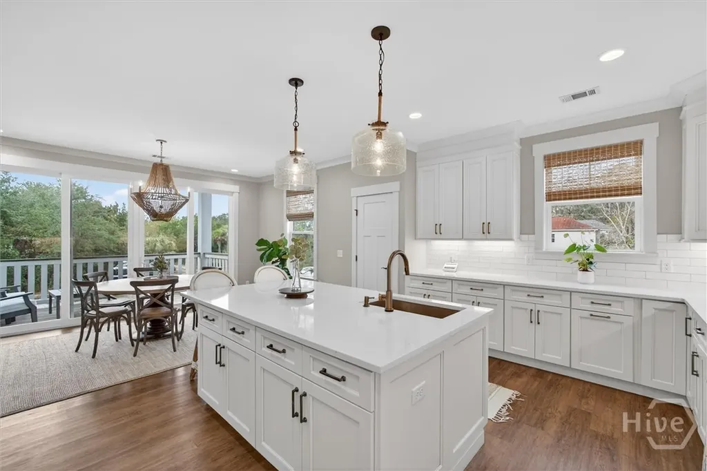 122 North Street Savannah GA 31410