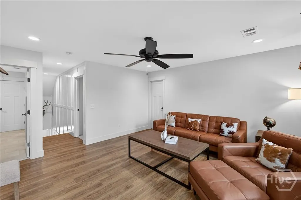 122 North Street Savannah GA 31410