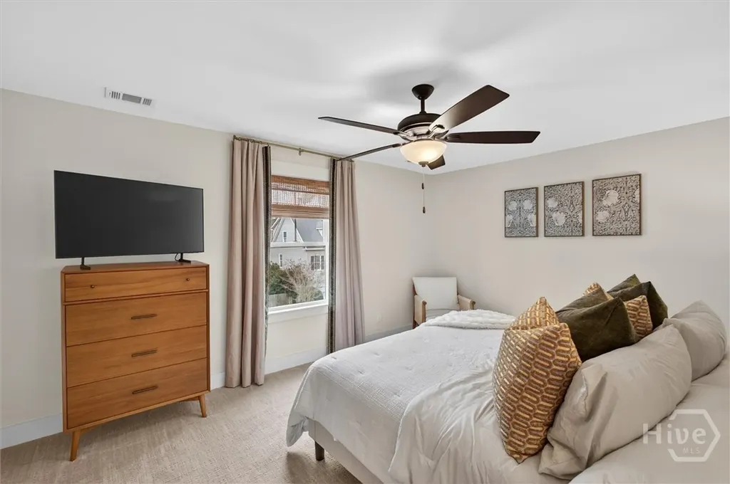 122 North Street Savannah GA 31410