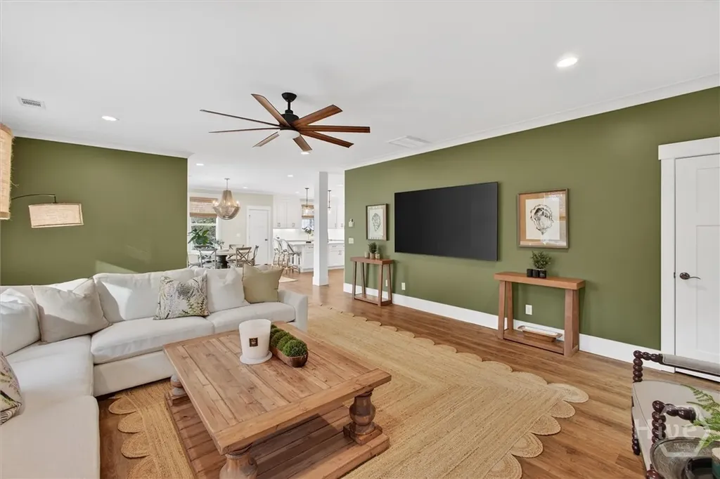 122 North Street Savannah GA 31410