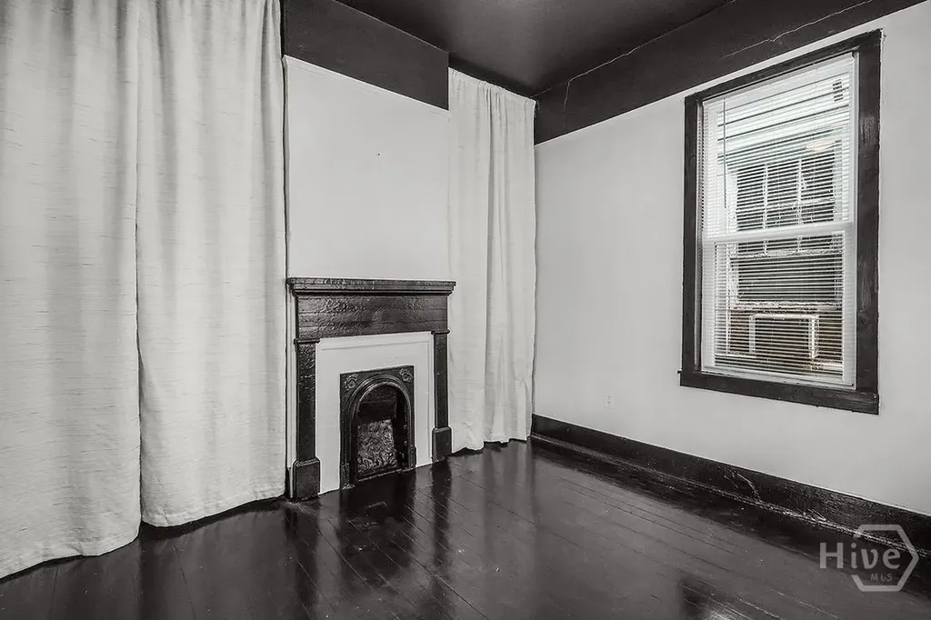 2221 Harden Street Savannah GA 31415