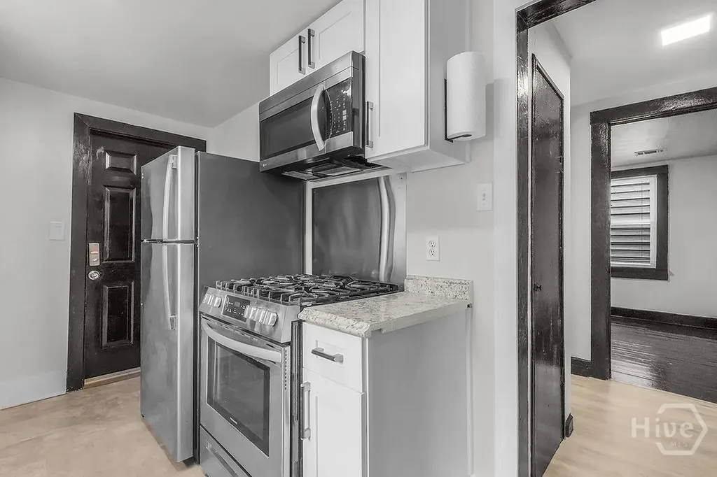 2221 Harden Street Savannah GA 31415