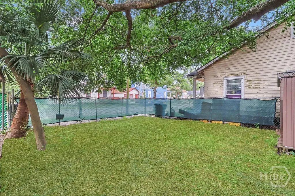 2221 Harden Street Savannah GA 31415