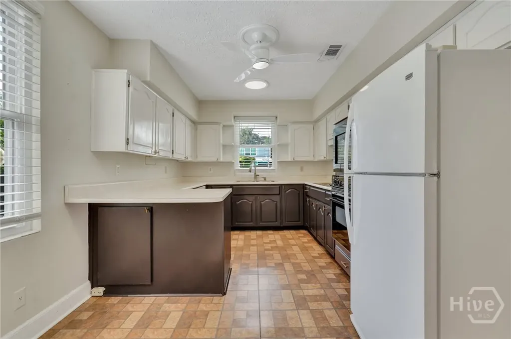 501 E 55th Street Savannah GA 31405