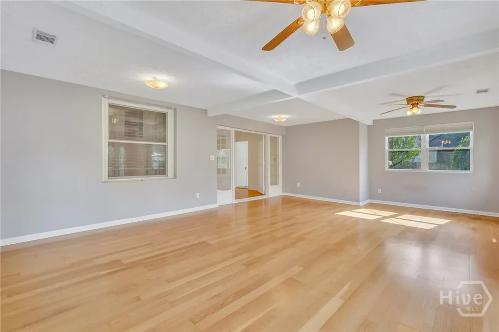 501 E 55th Street Savannah GA 31405