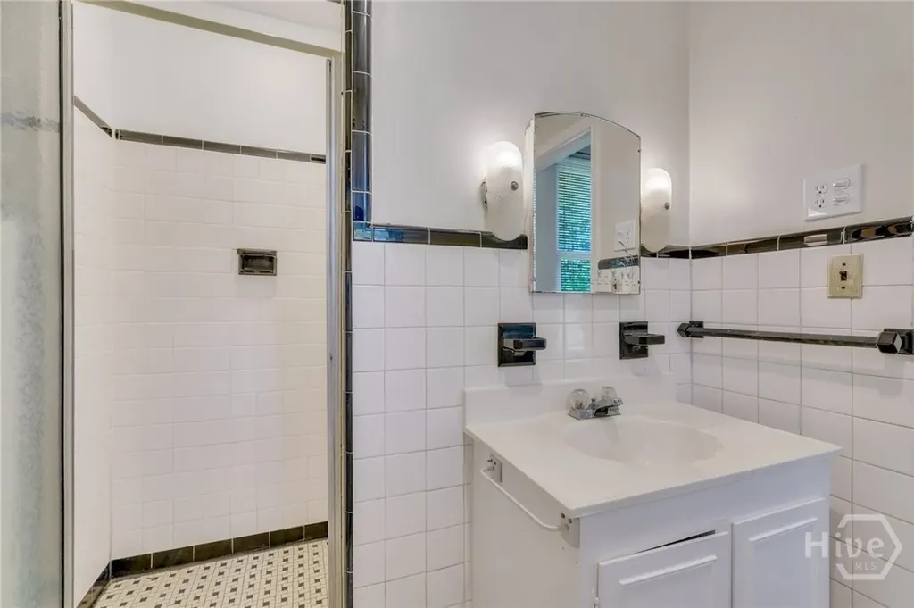 501 E 55th Street Savannah GA 31405