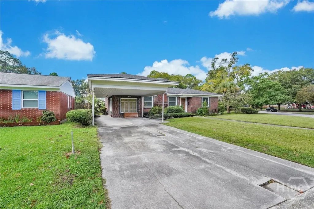 501 E 55th Street Savannah GA 31405