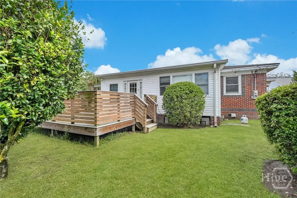 501 E 55th Street Savannah GA 31405