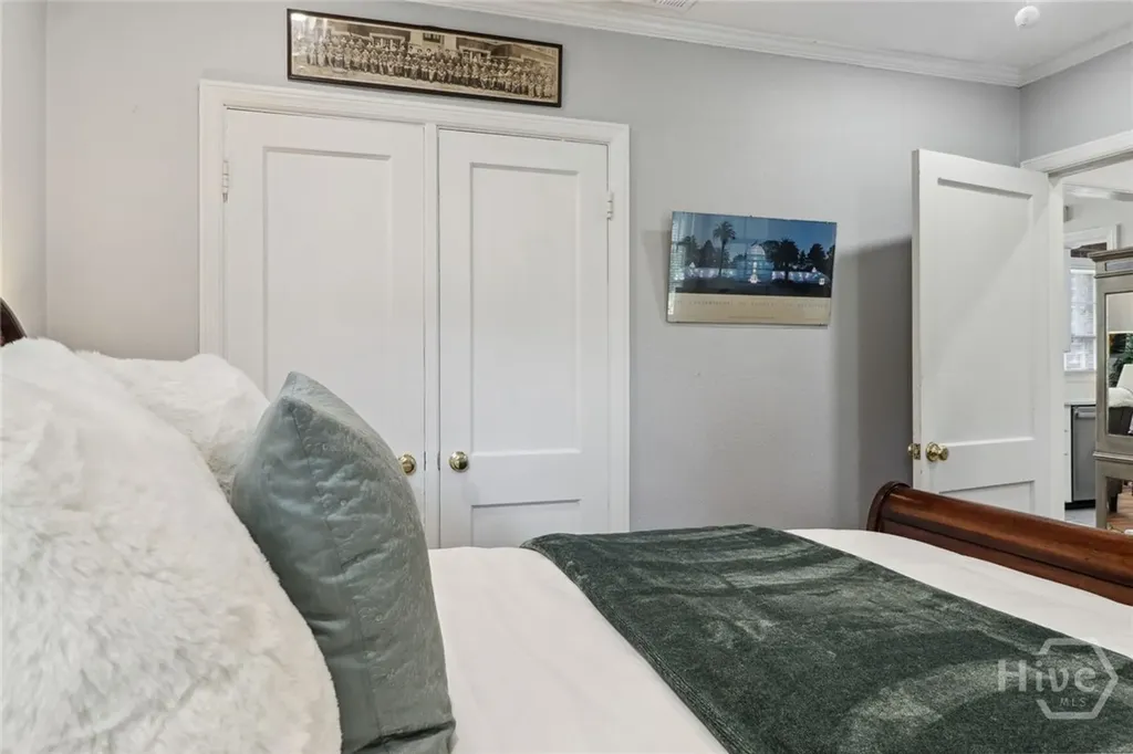 1616 Skidaway Road Savannah GA 31404