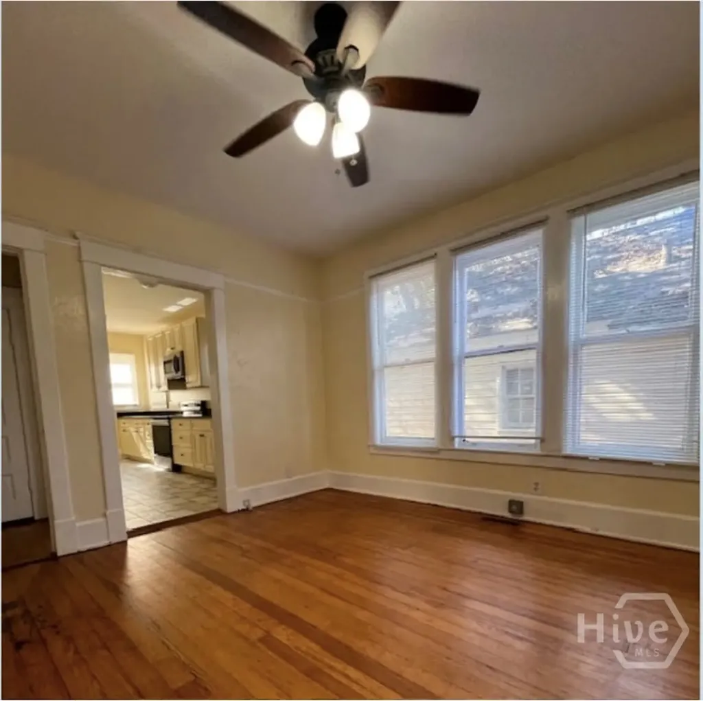 1115 E 32nd Street Savannah GA 31404