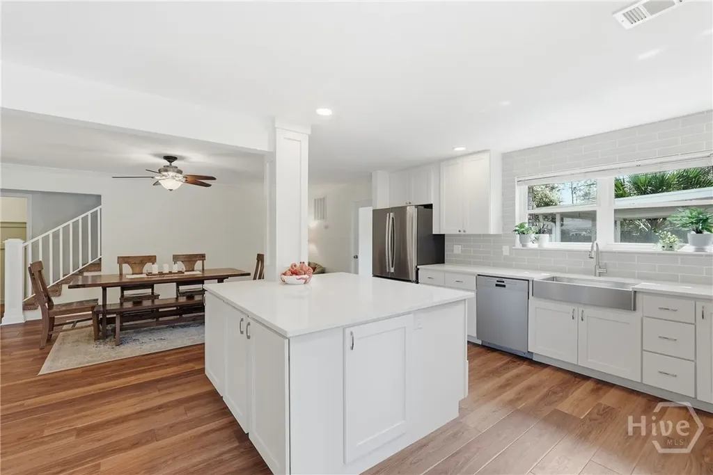 201 Groveland Circle Savannah GA 31405