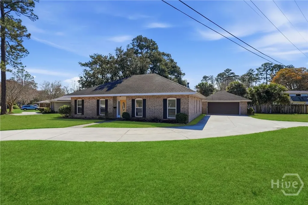 201 Groveland Circle Savannah GA 31405