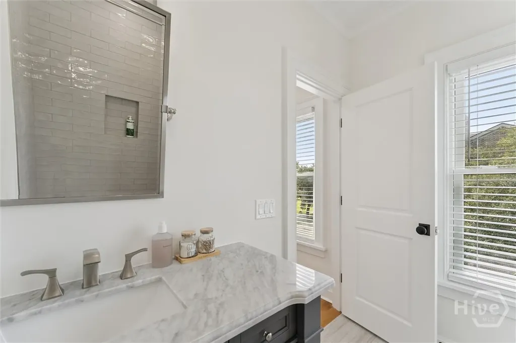 554 E Mcdonough Street Savannah GA 31401