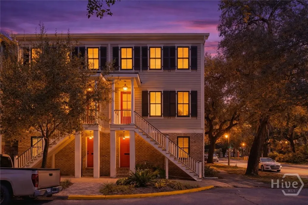554 E Mcdonough Street Savannah GA 31401