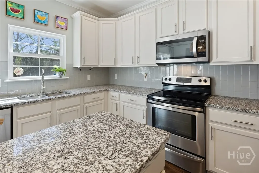 86 Waverly Lane Richmond Hill GA 31324