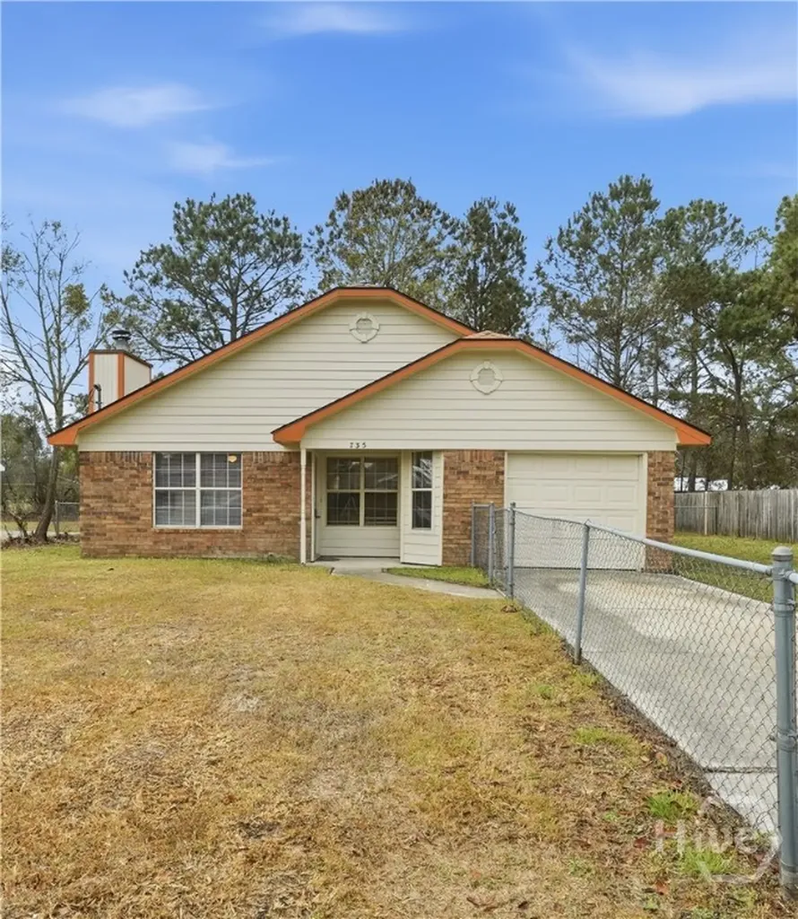 735 Kadi Lane Hinesville GA 31313