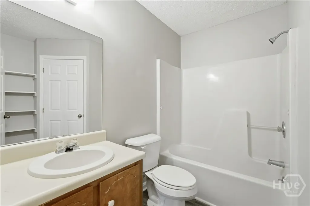 735 Kadi Lane Hinesville GA 31313