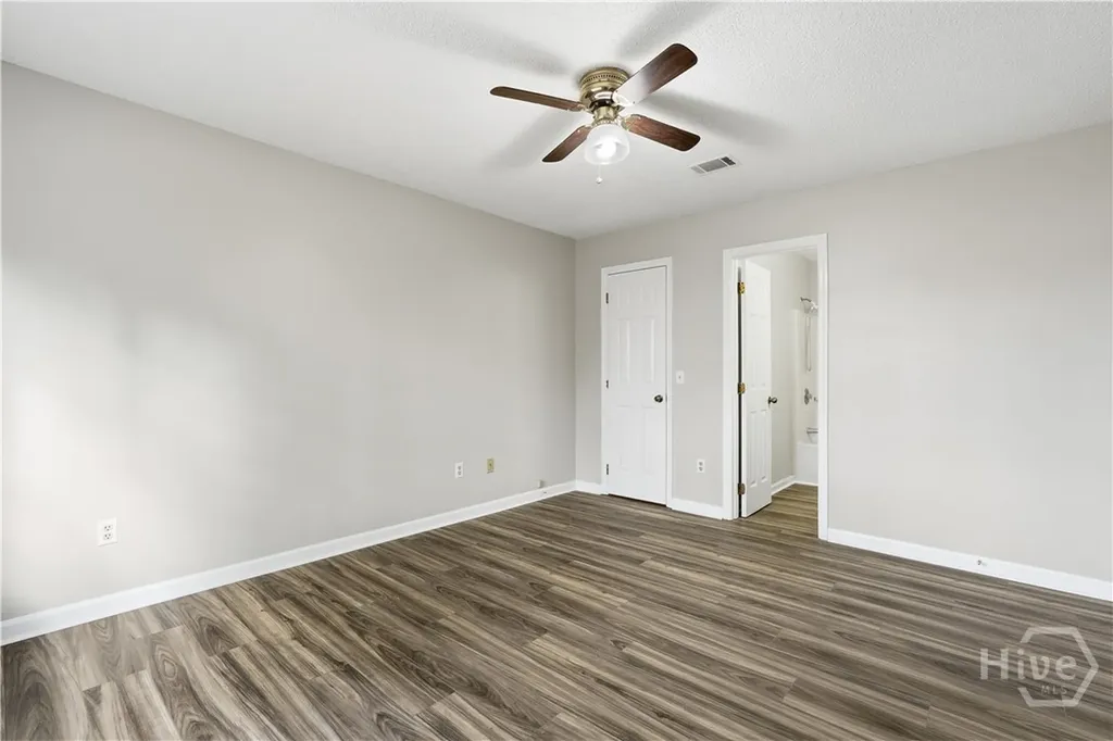 735 Kadi Lane Hinesville GA 31313