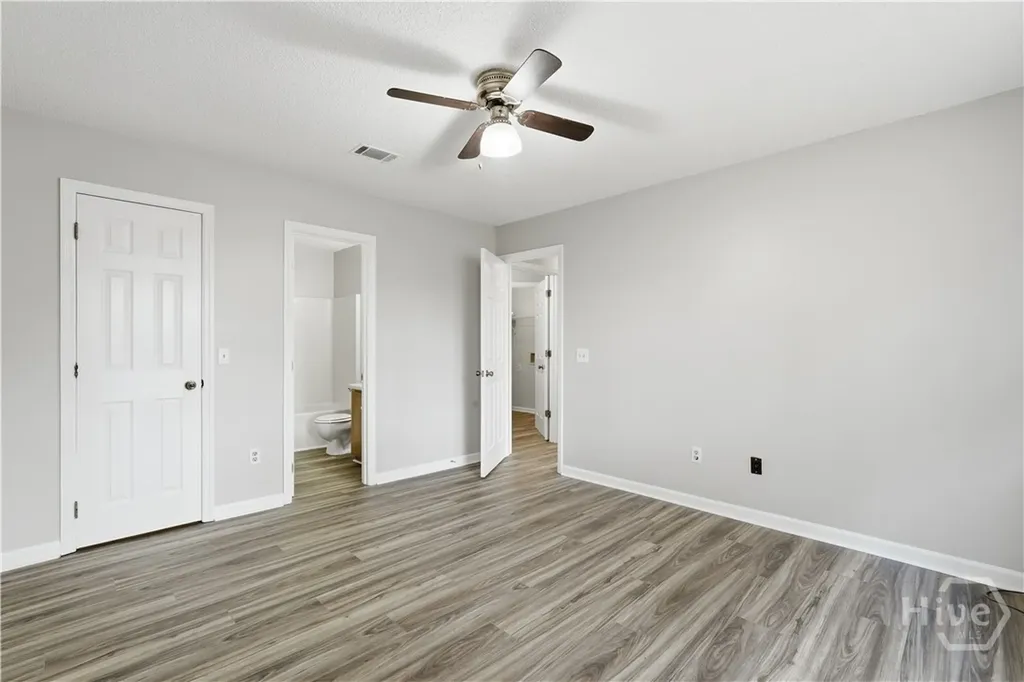 735 Kadi Lane Hinesville GA 31313