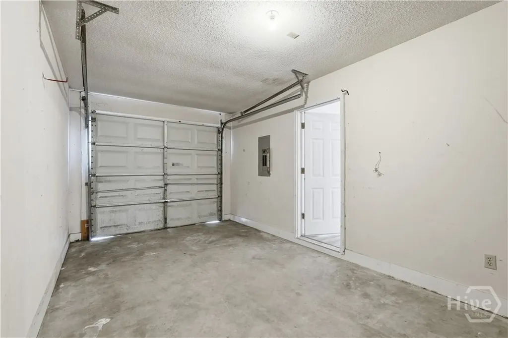 735 Kadi Lane Hinesville GA 31313