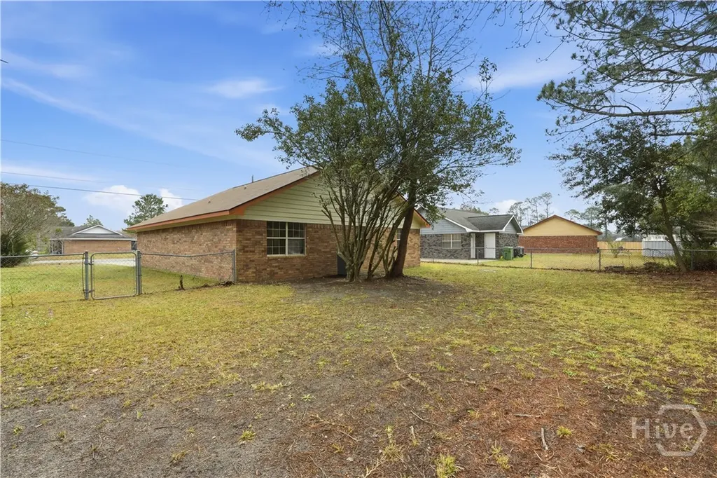735 Kadi Lane Hinesville GA 31313