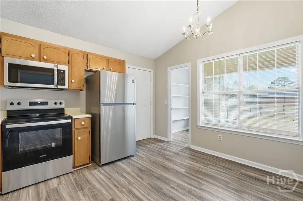 735 Kadi Lane Hinesville GA 31313