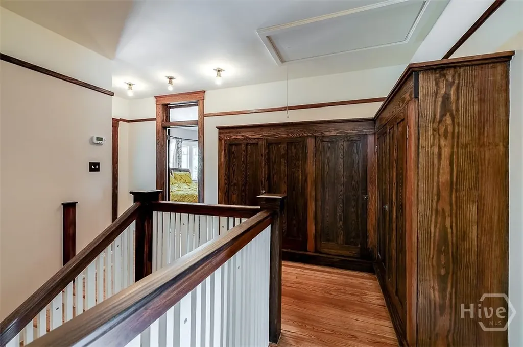 215 E 45th Street Savannah GA 31405