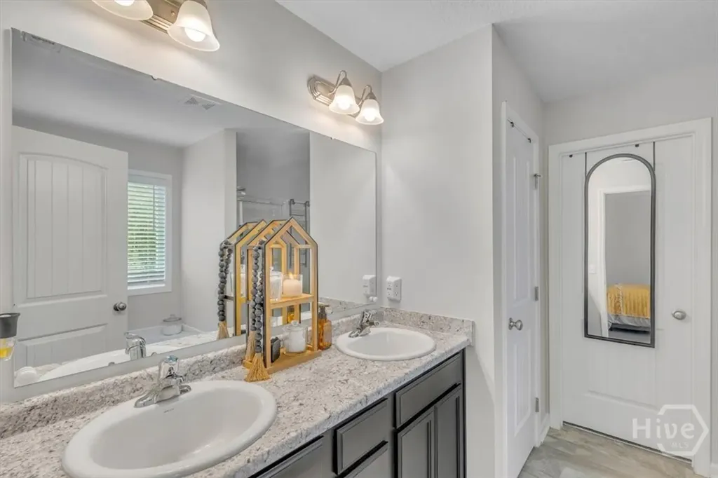 276 Bright Leaf Circle Hinesville GA 31313