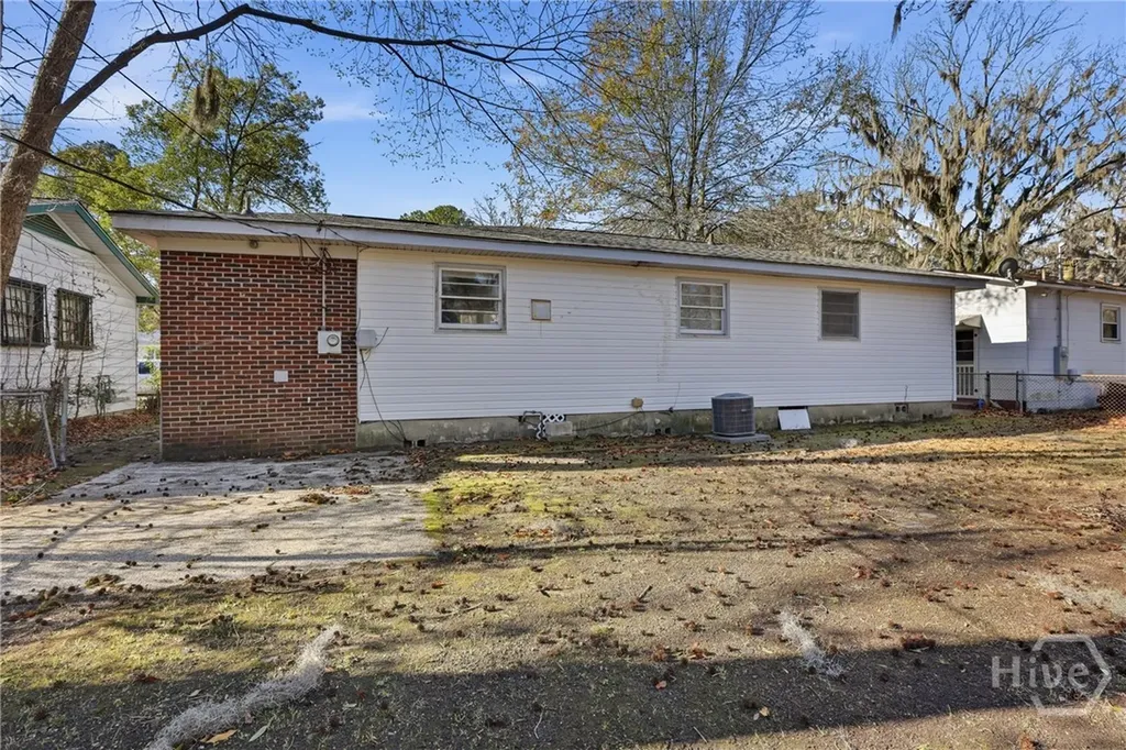 1710 E 59th Street Savannah GA 31404