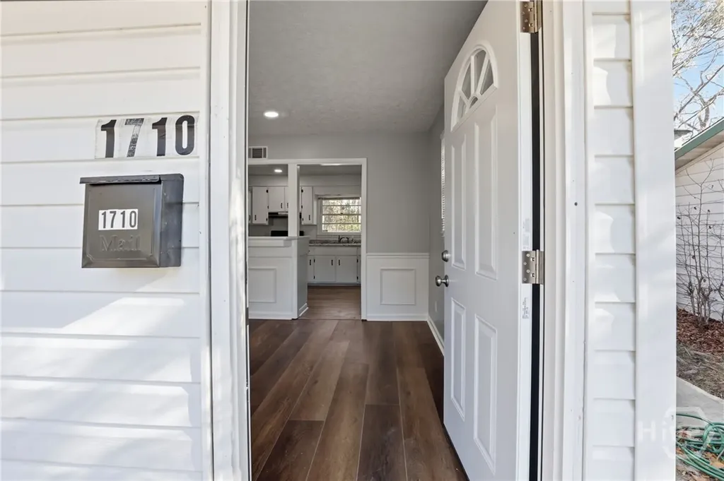1710 E 59th Street Savannah GA 31404