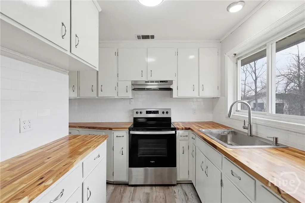 837 Crossgate Road Port Wentworth GA 31407