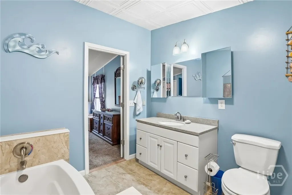 124 Edgewater Drive Bloomingdale GA 31302