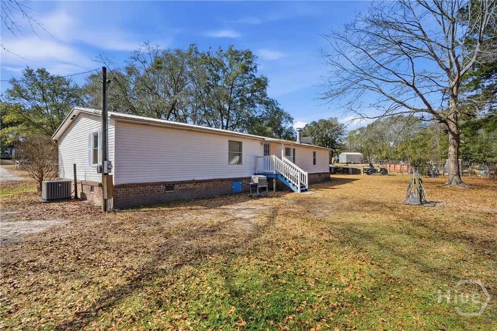 124 Edgewater Drive Bloomingdale GA 31302