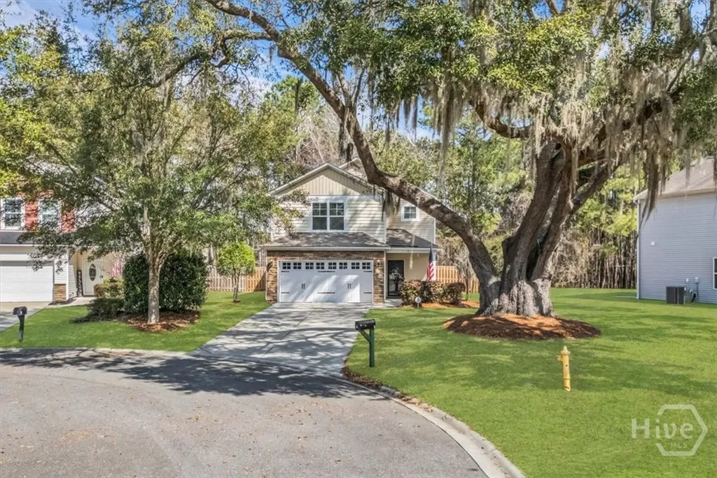 2 Crest View Circle Pooler GA 31322