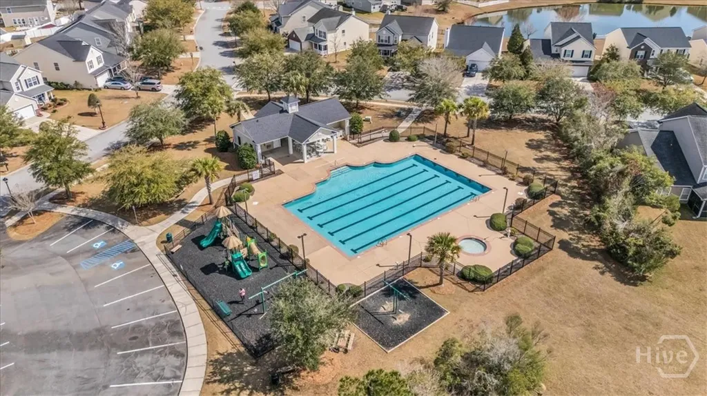 2 Crest View Circle Pooler GA 31322
