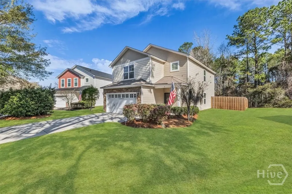 2 Crest View Circle Pooler GA 31322