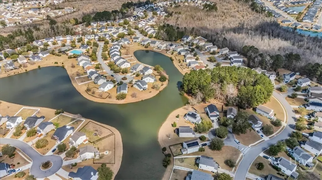 2 Crest View Circle Pooler GA 31322