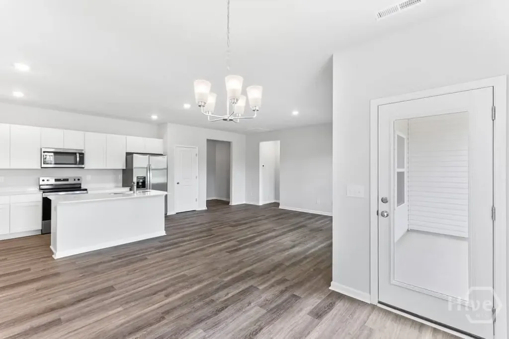 125 Wilderness Road Savannah GA 31302
